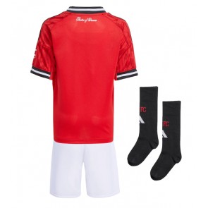 Manchester United Hjemmebanetrøje Børn 2025-26 Kortærmet (+ Korte bukser)